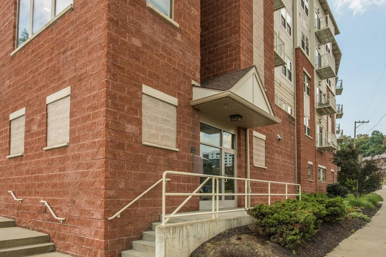 Frontdesk Portal Place Apts Oakland Pittsburgh Kültér fotó